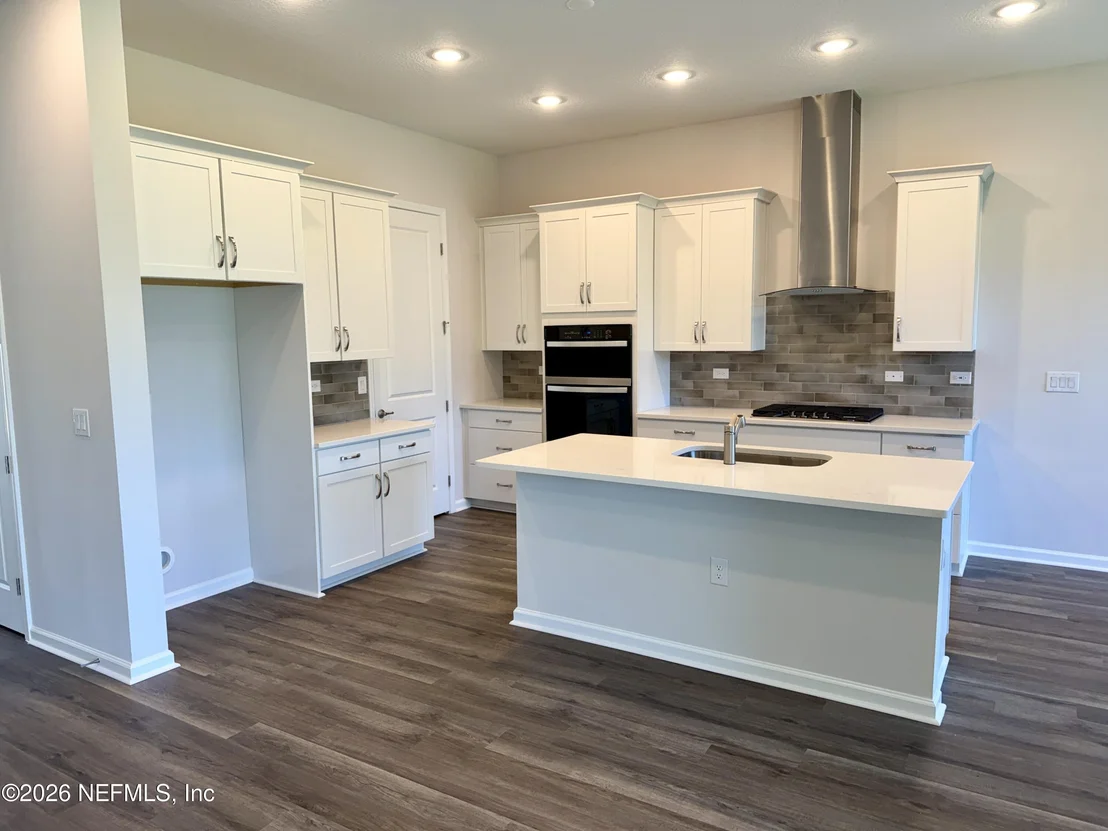 Photo of 262 KNOTTED BIRCH Avenue