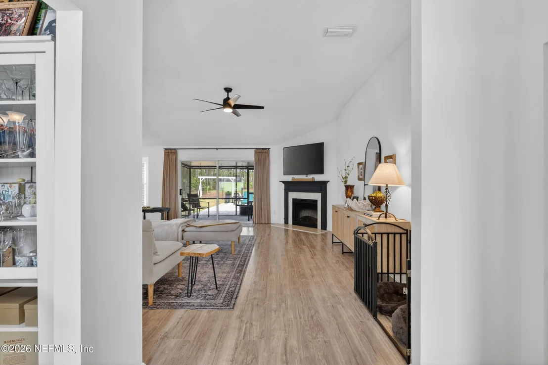 Photo of 9546 FORD Road