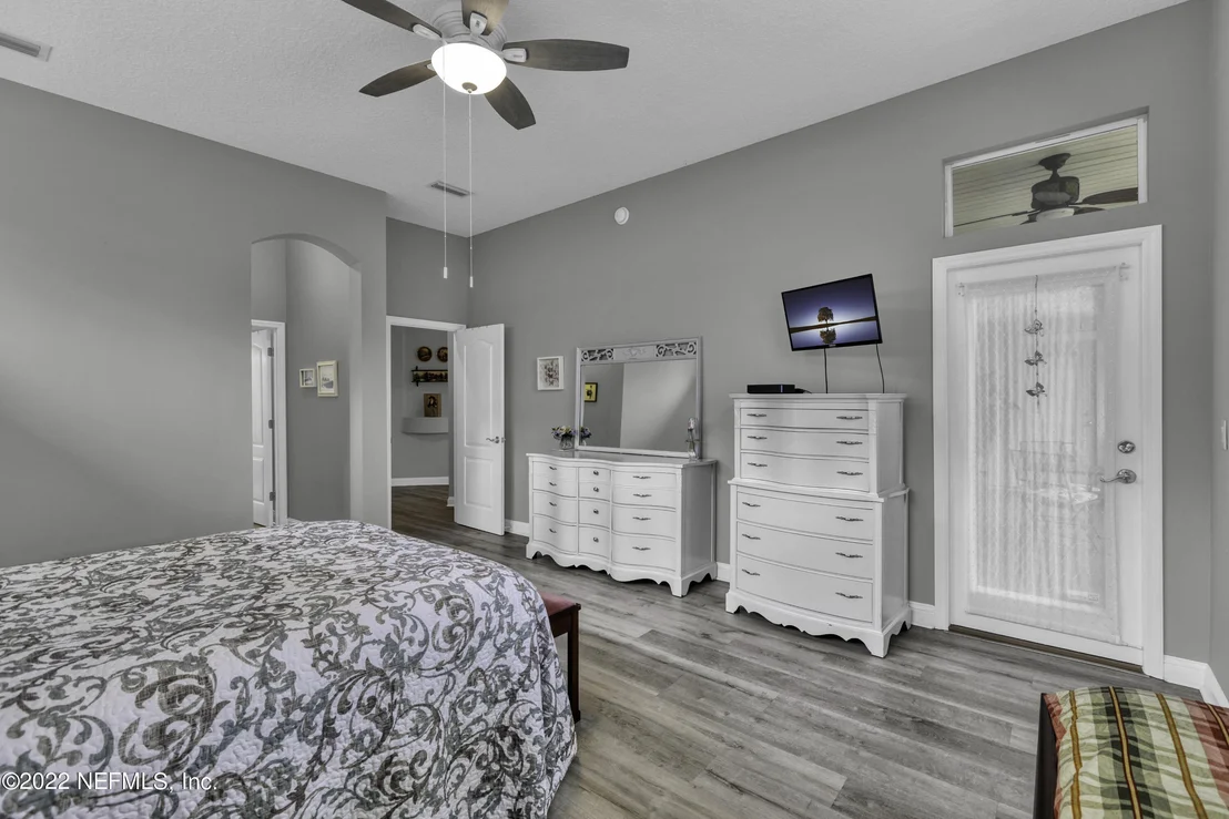 Photo of 1220 PARADISE POND Road