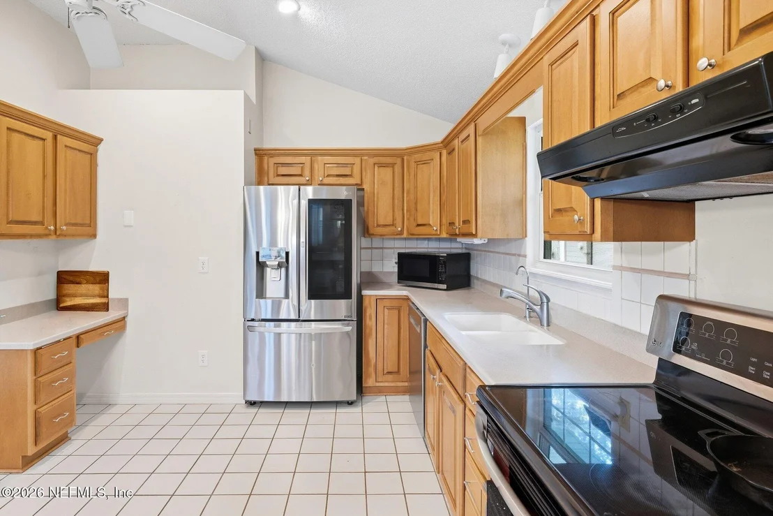 Photo of 11405 BEECHER Circle W