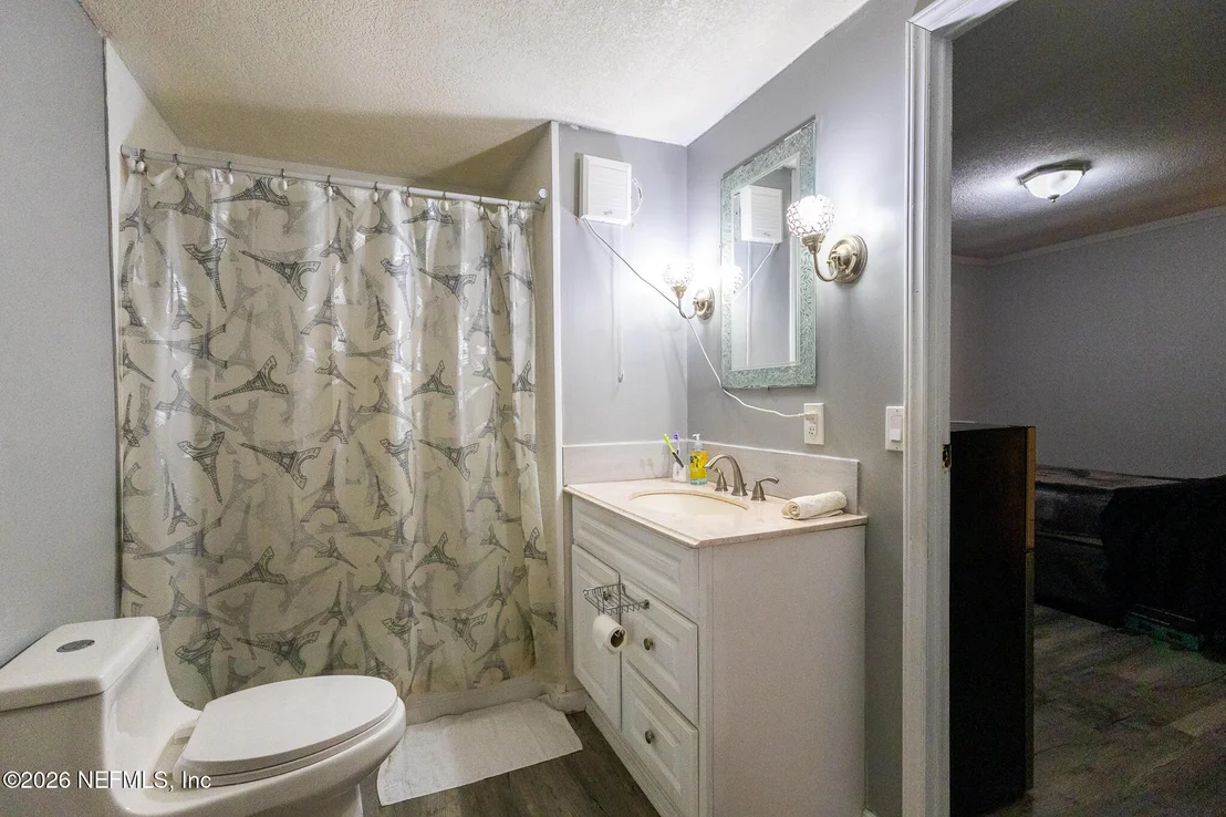 Photo of 239 LYNNE Drive