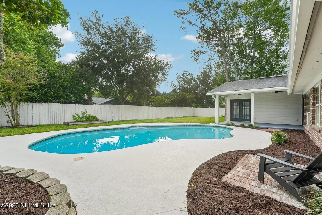 Photo of 1607 SHEFFIELD Place