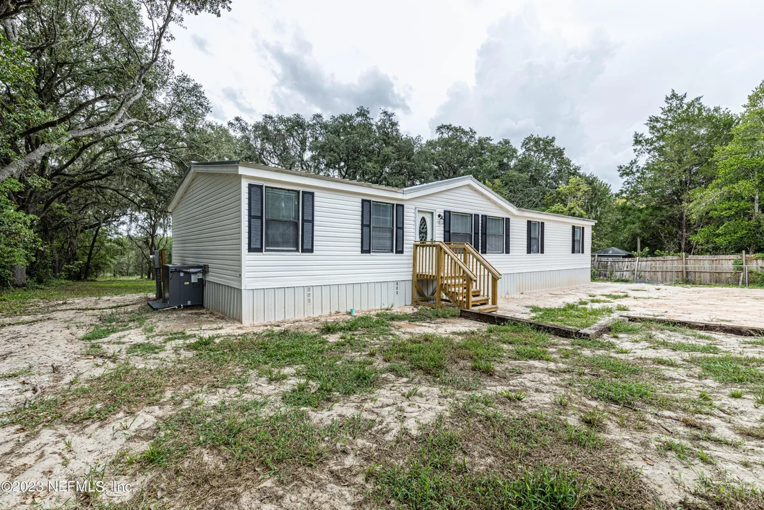 Photo of 8377 STATE ROAD 100