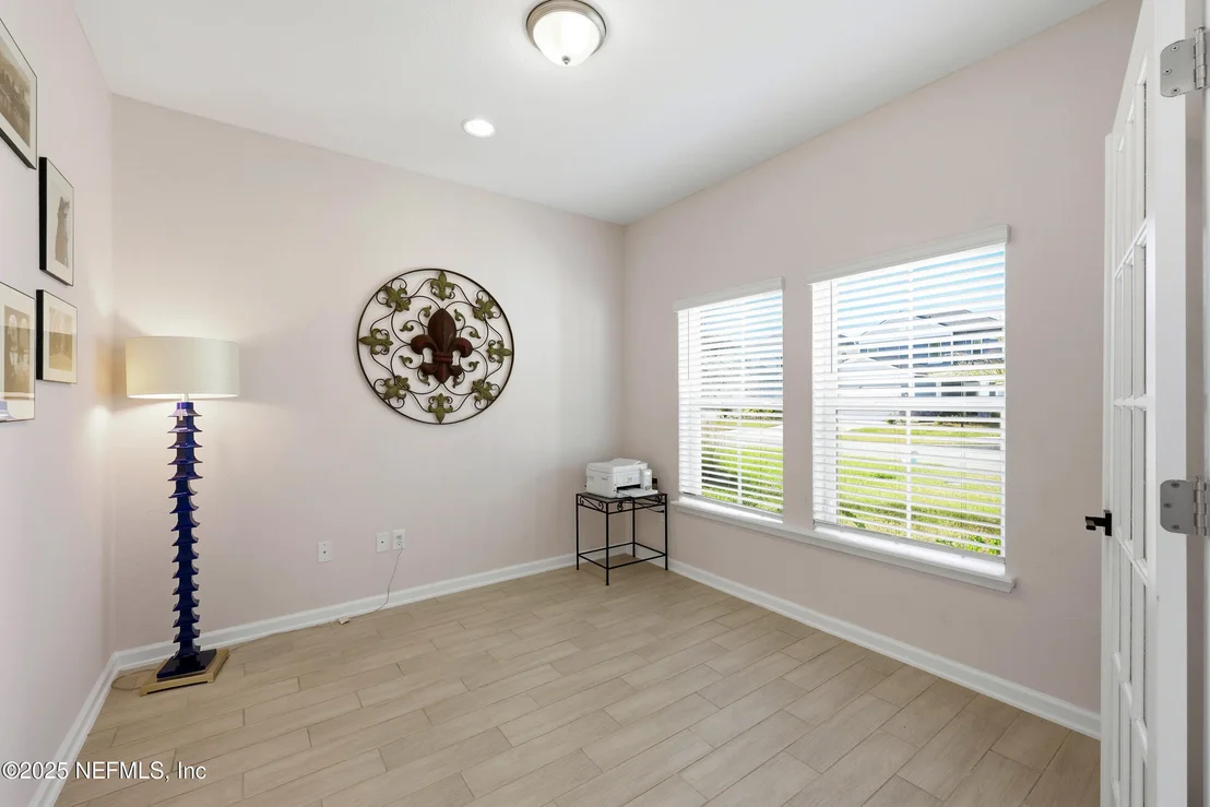 Photo of 49 GOLDEN FERN Drive