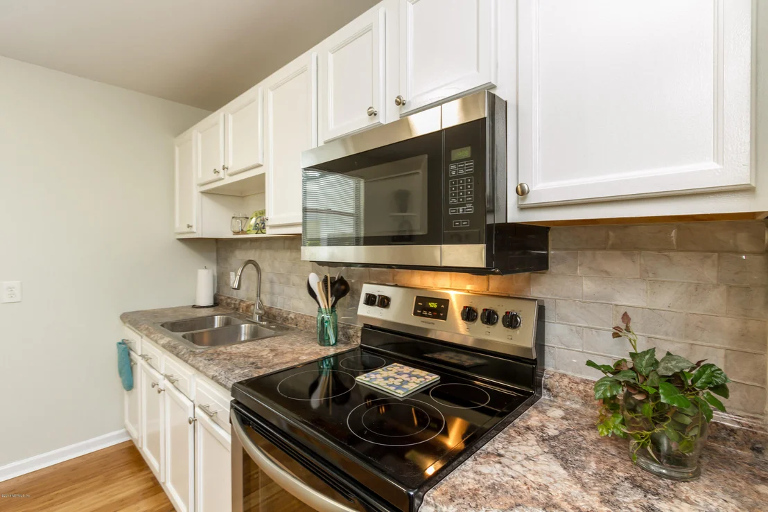 Photo of 1702 DIBBLE Circle E