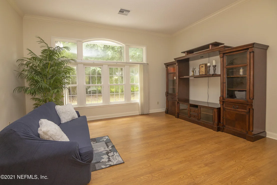 Photo of 705 WILKES Court