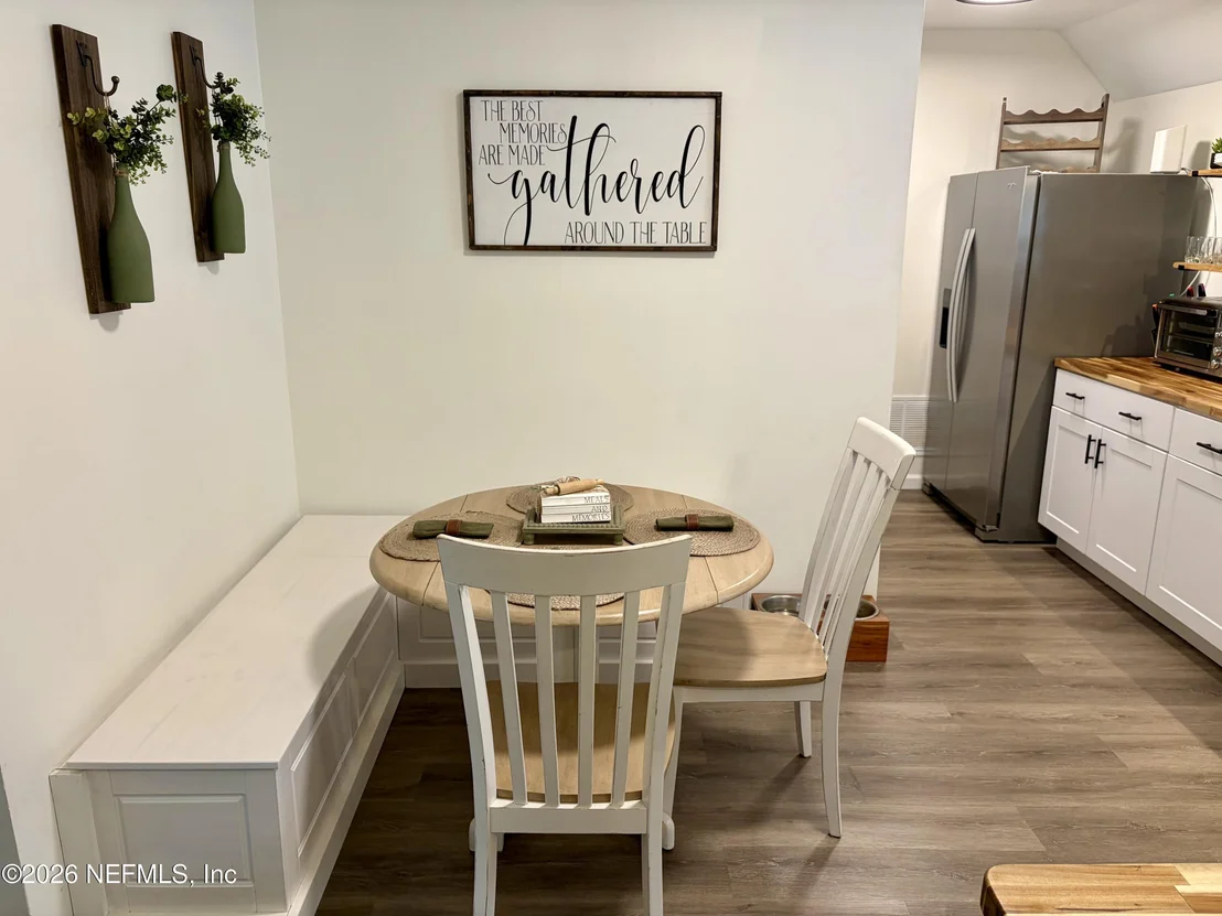 Photo of 685 BOWIE Boulevard
