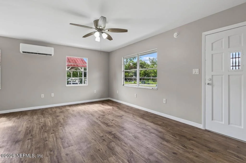 Photo of 344 5TH Way