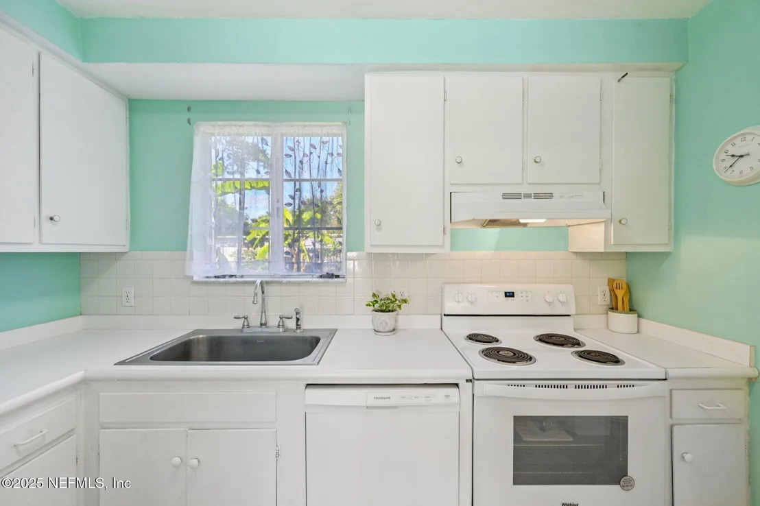 Photo of 6138 TEMPLE Road