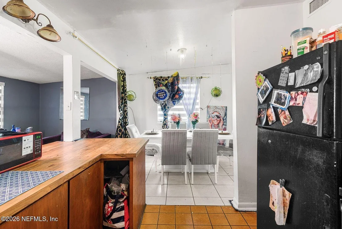 Photo of 2618 ABERCORN Road
