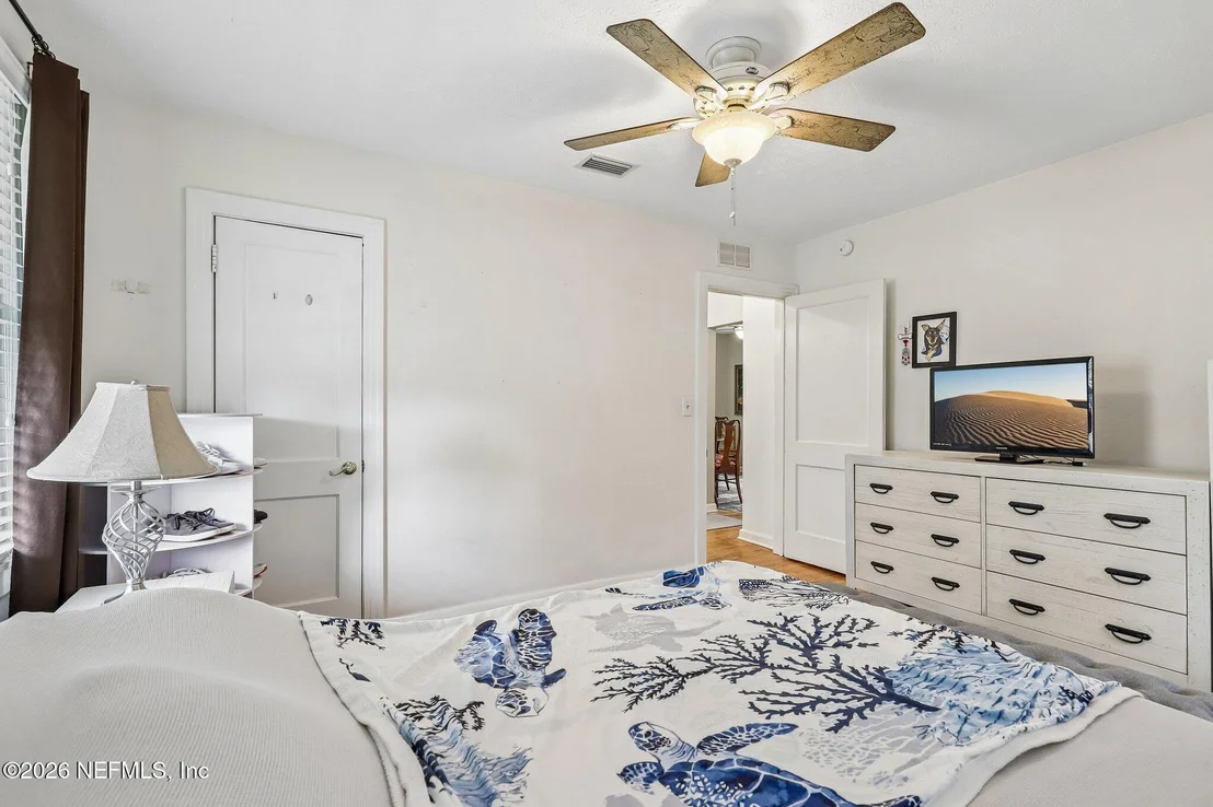 Photo of 4833 POST Street