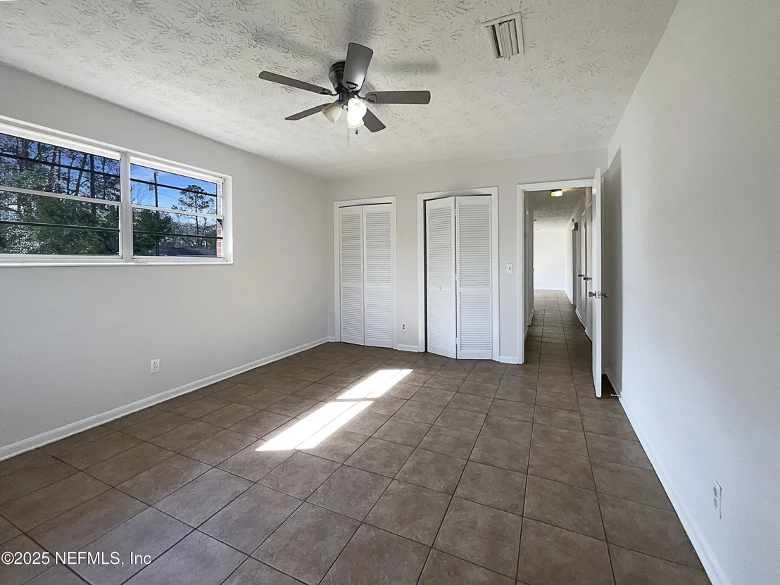 Photo of 219 IVY Street