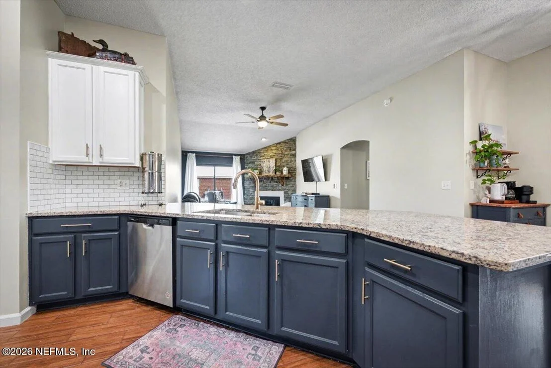 Photo of 10761 FORD Road
