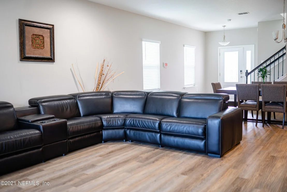Photo of 3910 HEATHERBROOK Place