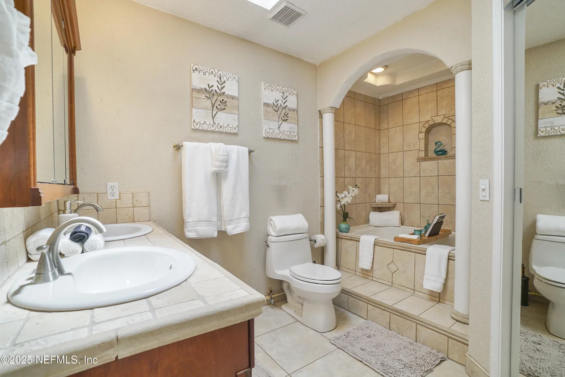 Photo of 4041 PINE RUN Circle