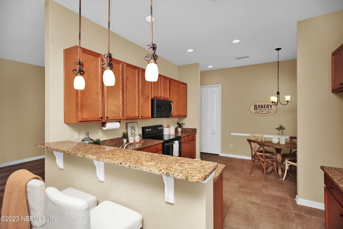 Photo of 1632 SUGAR LOAF Lane