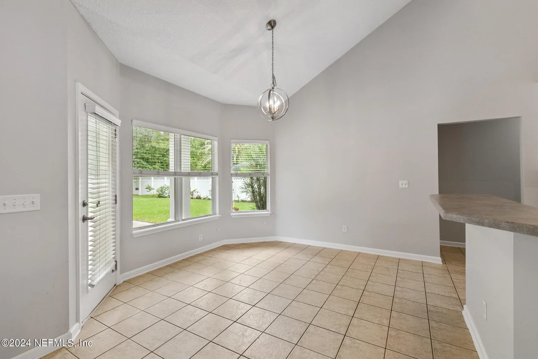 Photo of 4120 LONICERA Loop