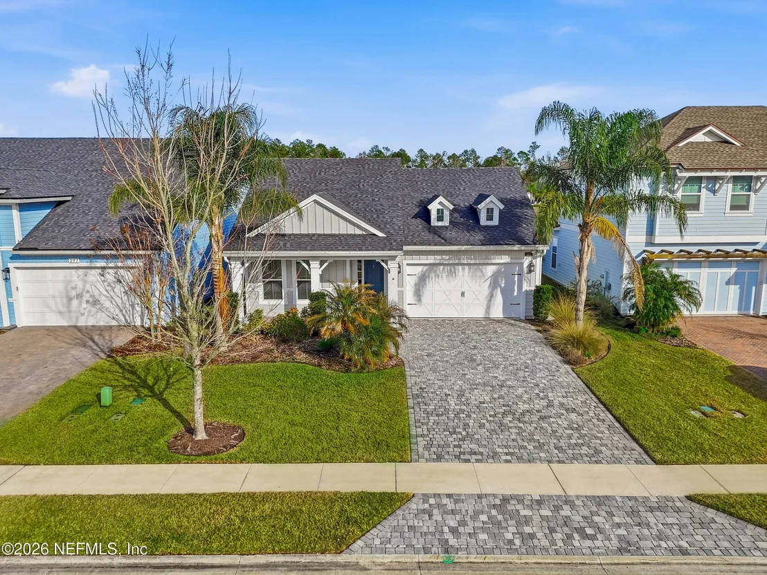 Photo of 307 PARKBLUFF Circle