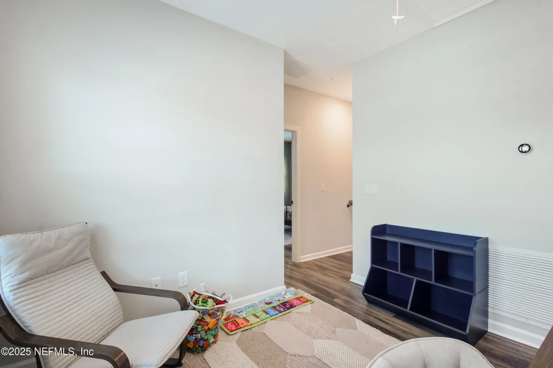Photo of 1245 WALNUT Street