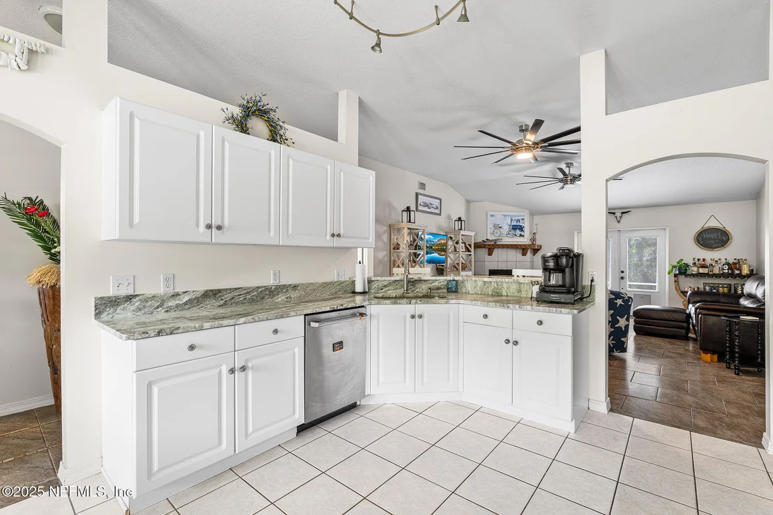 Photo of 4028 RED PINE Lane