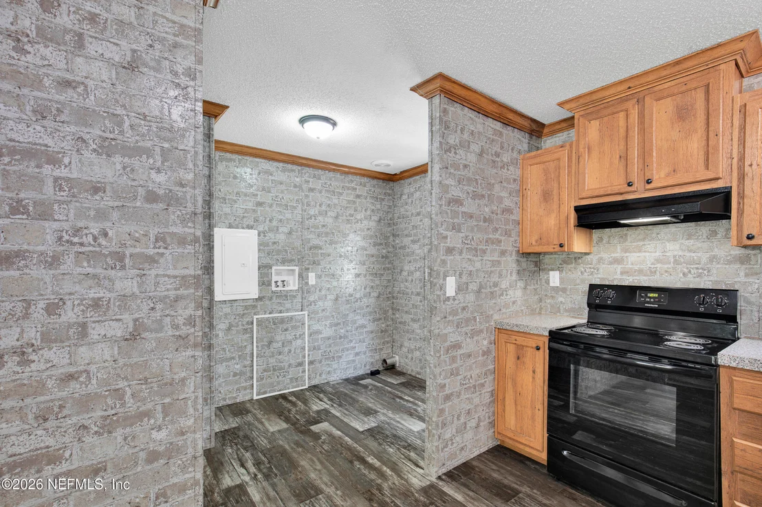 Photo of 103 RIVERSHORE Drive