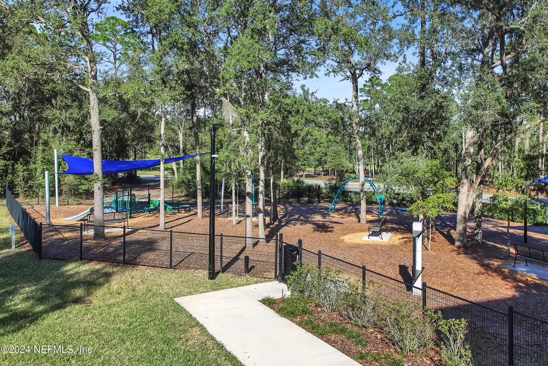 Photo of 10152 SILVERBROOK Trail