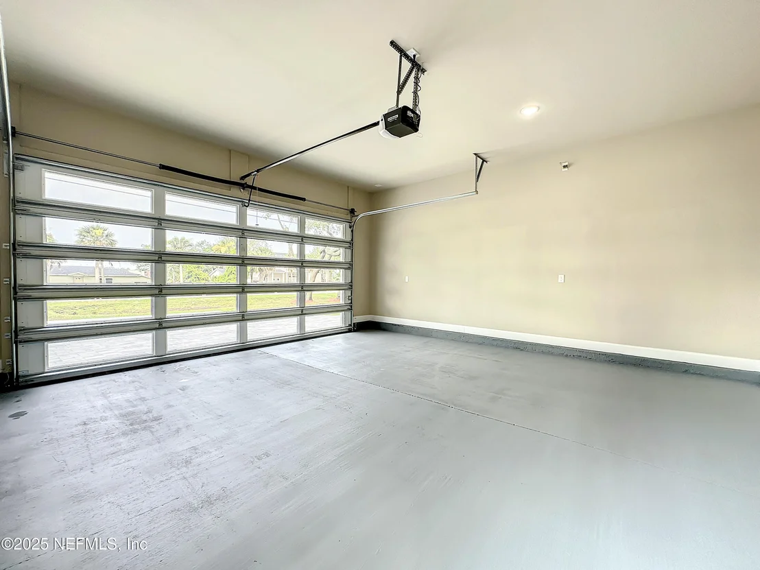 Photo of 5765 HECKSCHER Drive