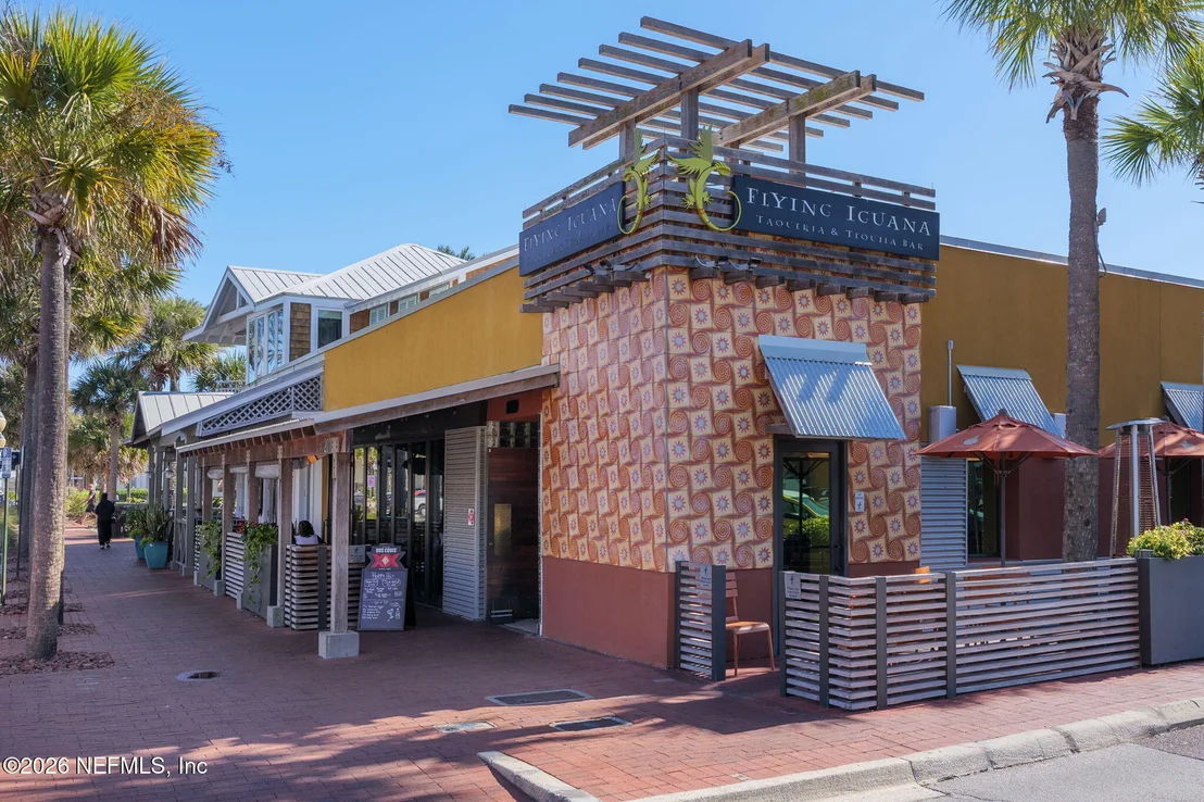 Photo of 211 BEACH Avenue