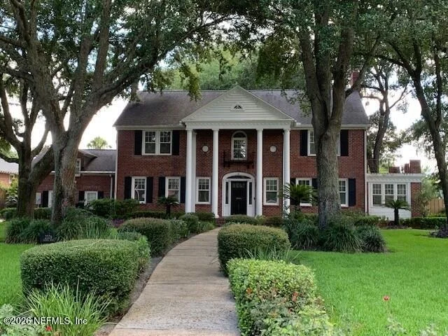 Photo of 2326 LAUREL Road