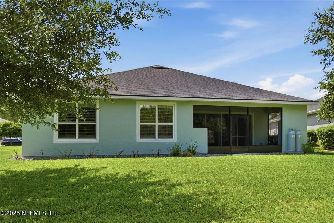 Photo of 205 HEATHERWOOD Court