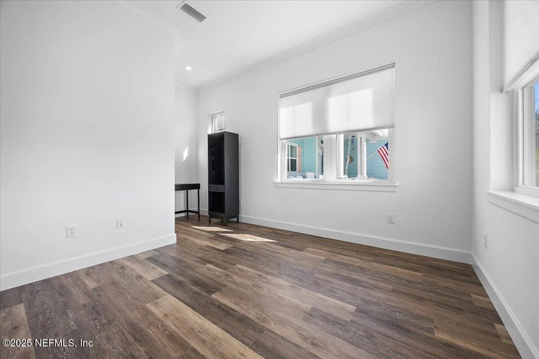 Photo of 110 OCEANVIEW Drive