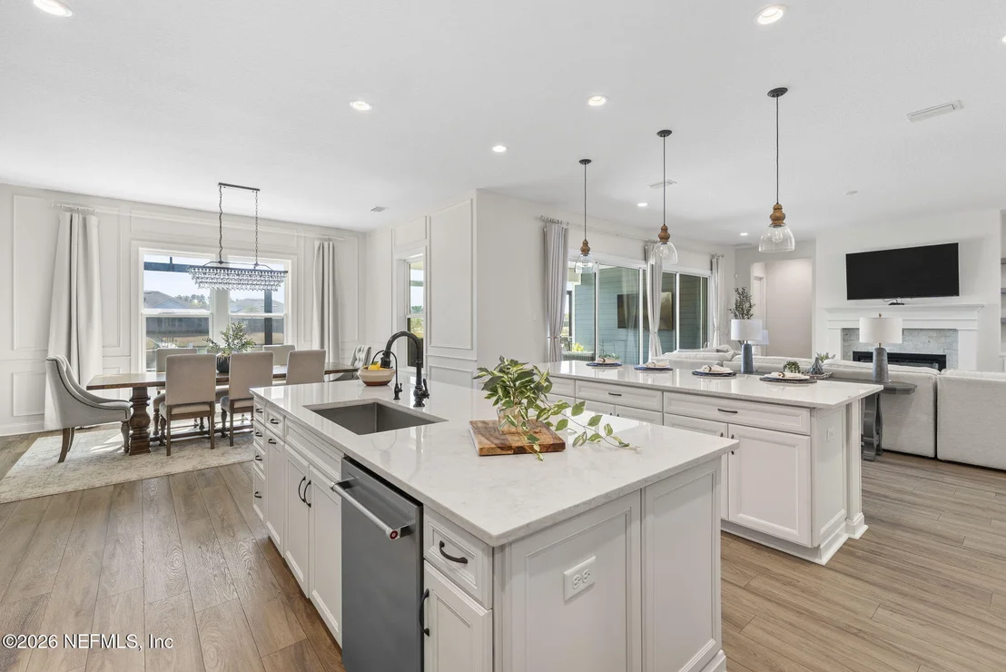 Photo of 105 AWLLEAF Court