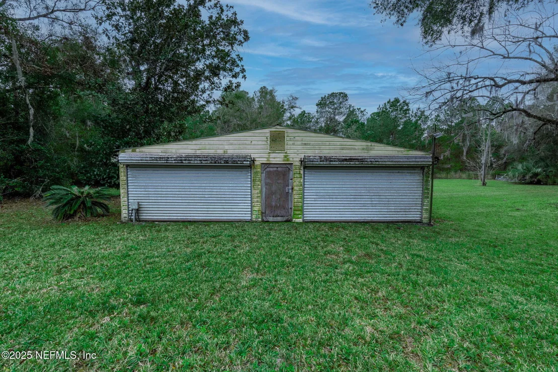 Photo of Unit C at 5705 COUNTY ROAD 208