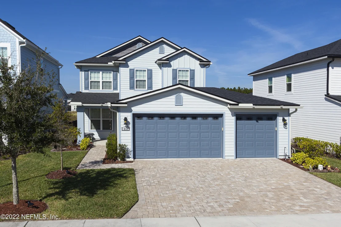 Photo of 814 SILVER PINE Drive