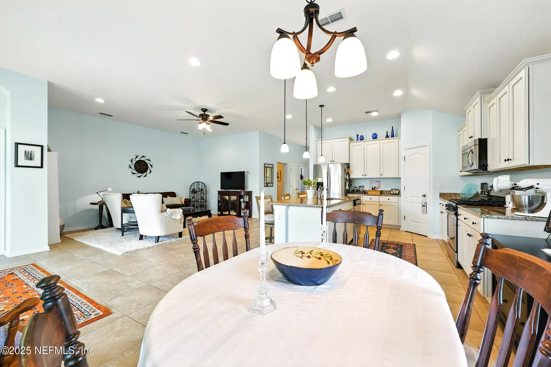 Photo of 329 SHETLAND Drive