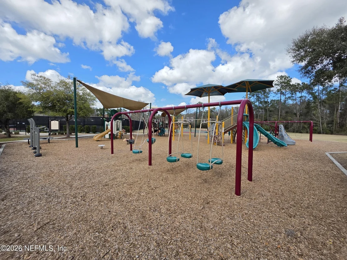 Photo of 338 WILLOW WINDS Parkway