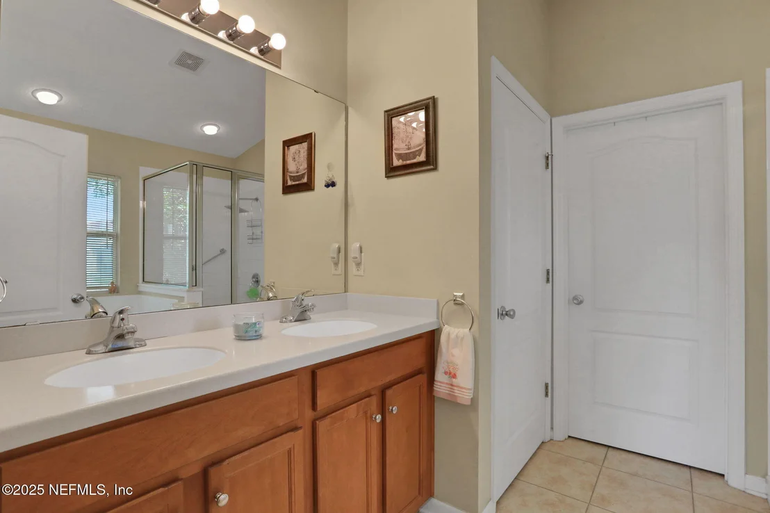 Photo of 4620 PINE LAKE Drive
