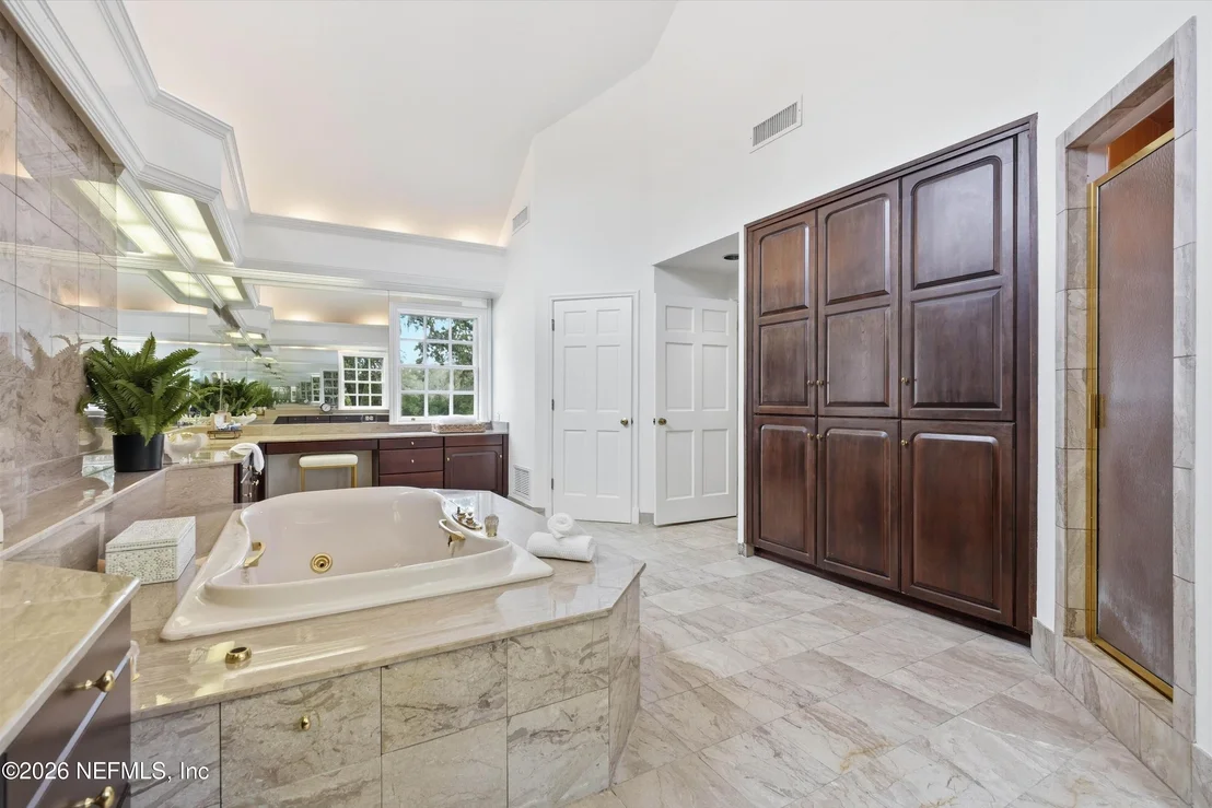 Photo of 959 MAPLE Lane