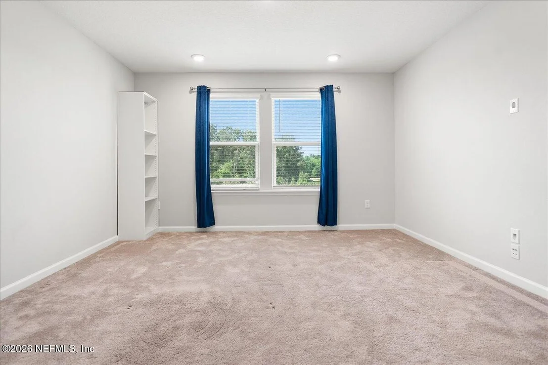 Photo of 5645 HAMPTON CREEK Road