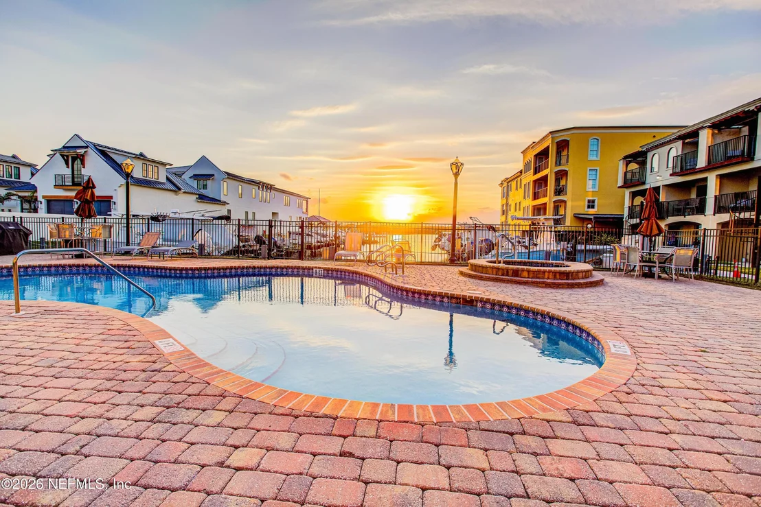 Photo of Unit 303 at 115 SUNSET HARBOR Way