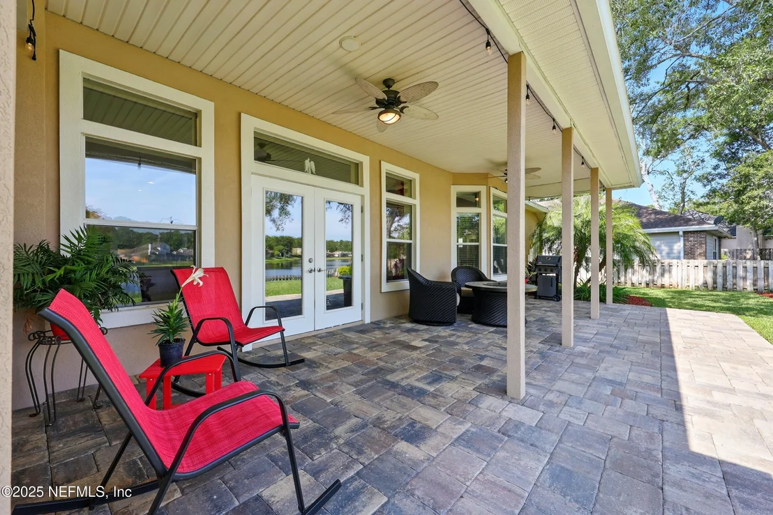 Photo of 364 MAPLEWOOD Drive