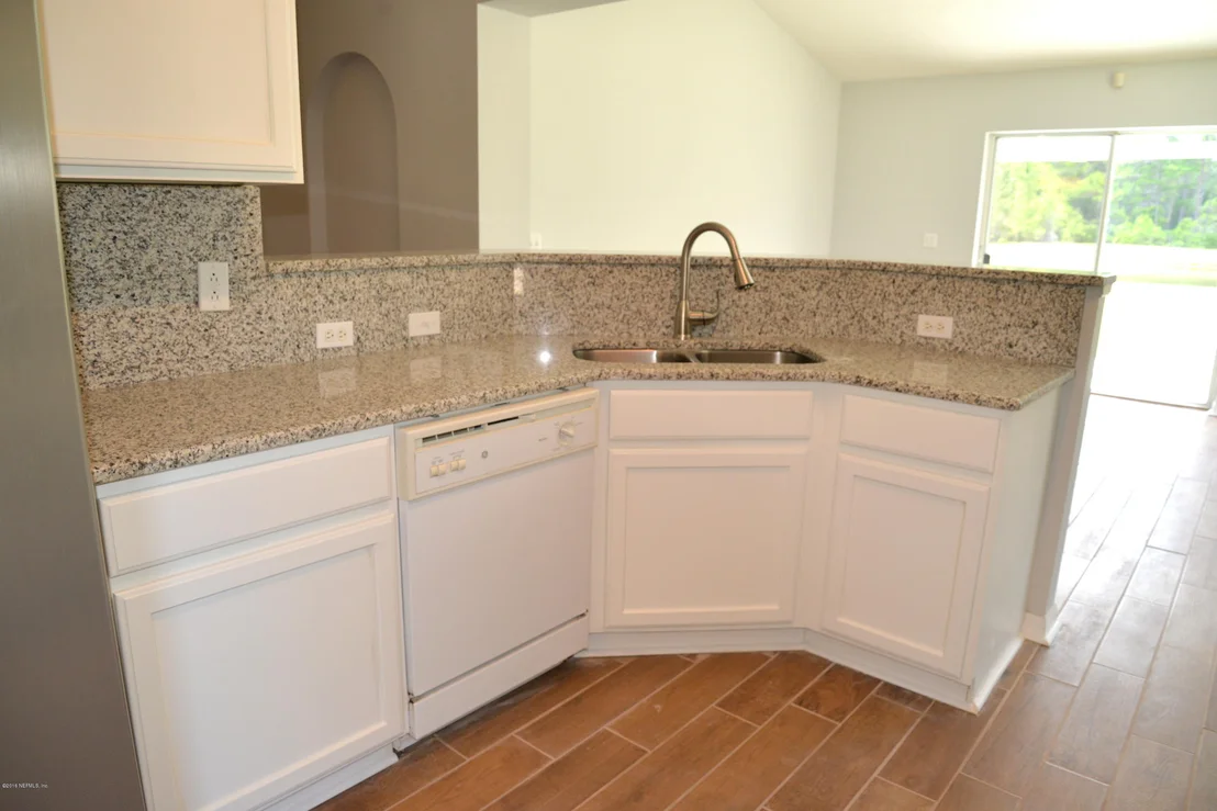Photo of 141 KING ARTHUR Court