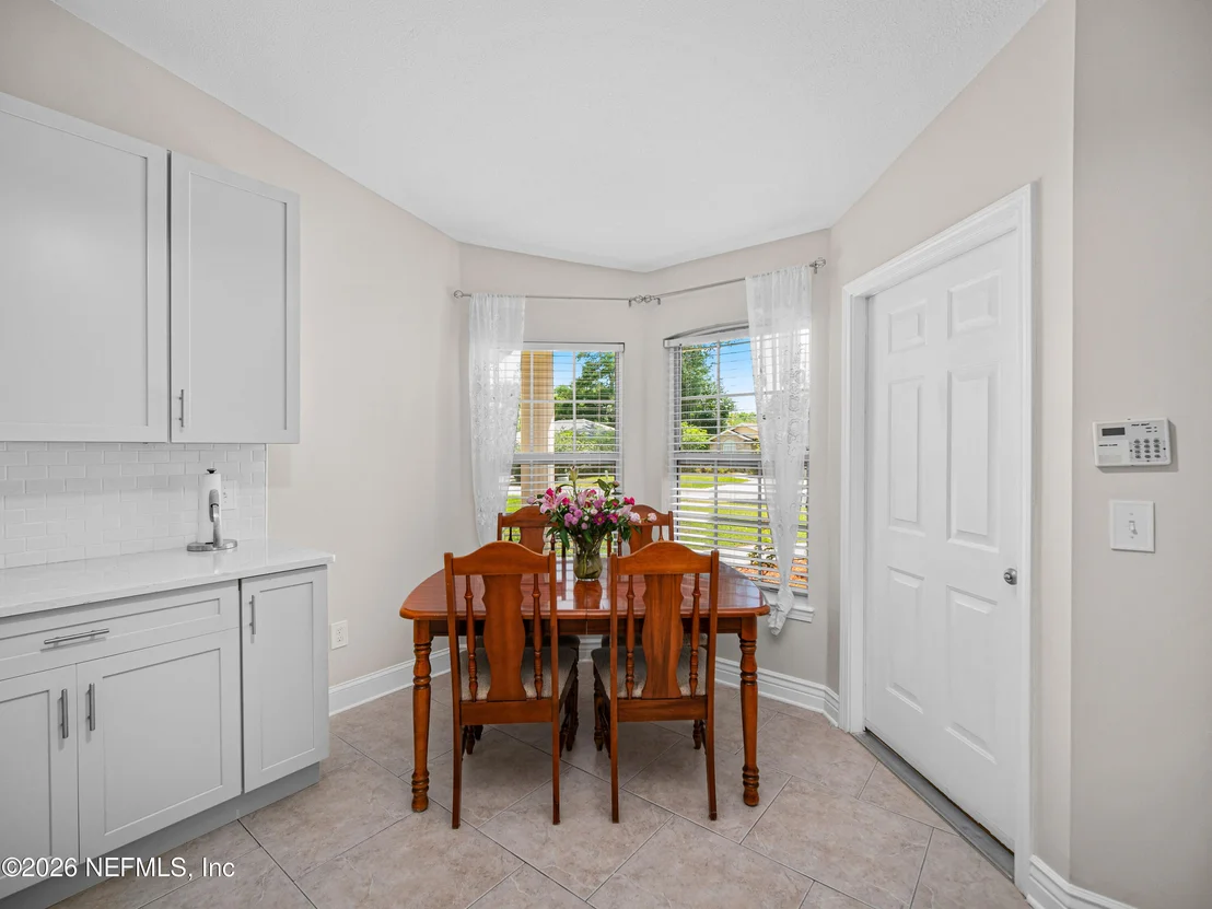 Photo of 1202 DORWINION Drive