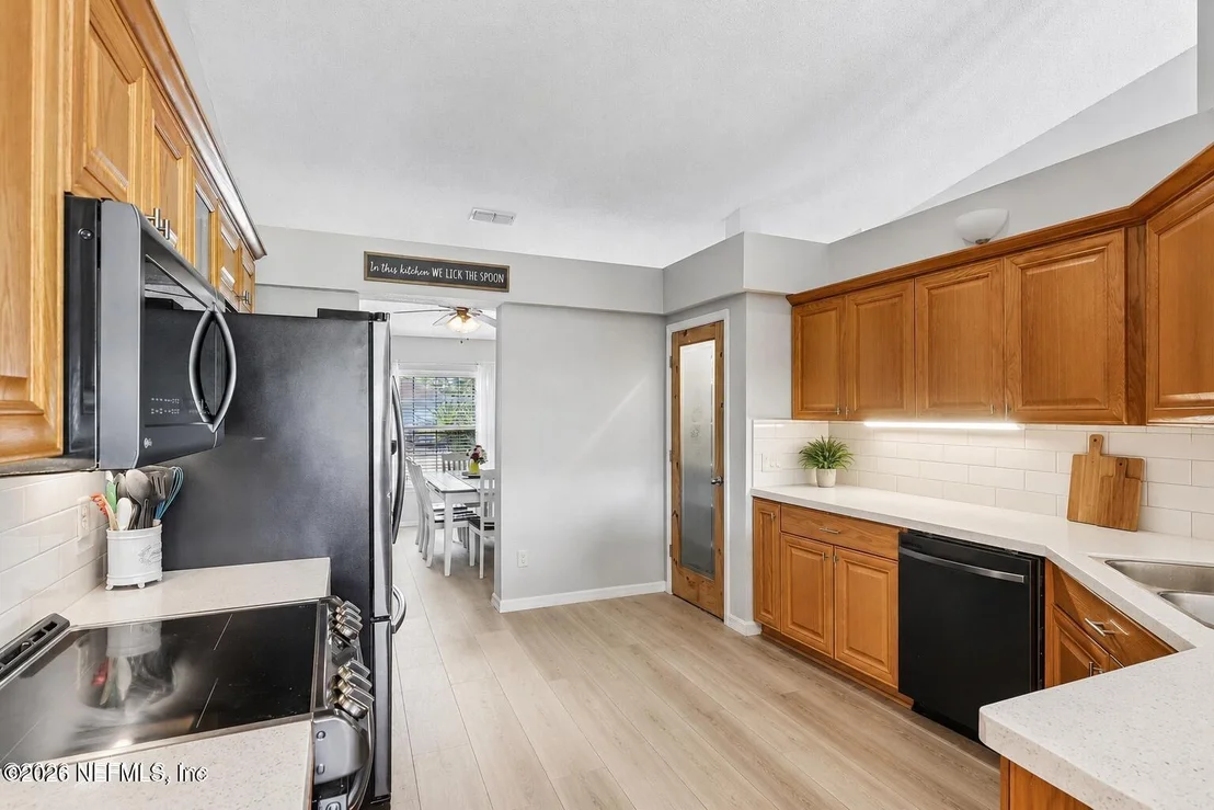 Photo of 3178 WAVERING Lane