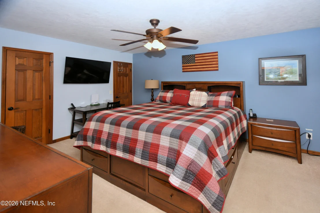Photo of 176 LAKE Drive
