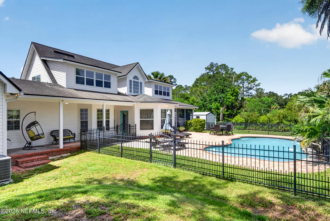 Photo of 1045 CEDAR BAY Road