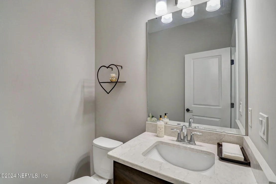 Photo of 117 STANSBURY Lane