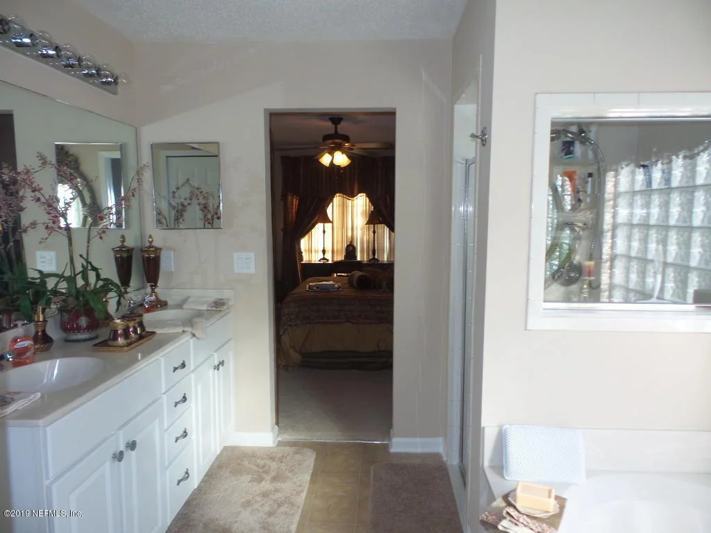 Photo of 1012 OAK ARBOR Circle