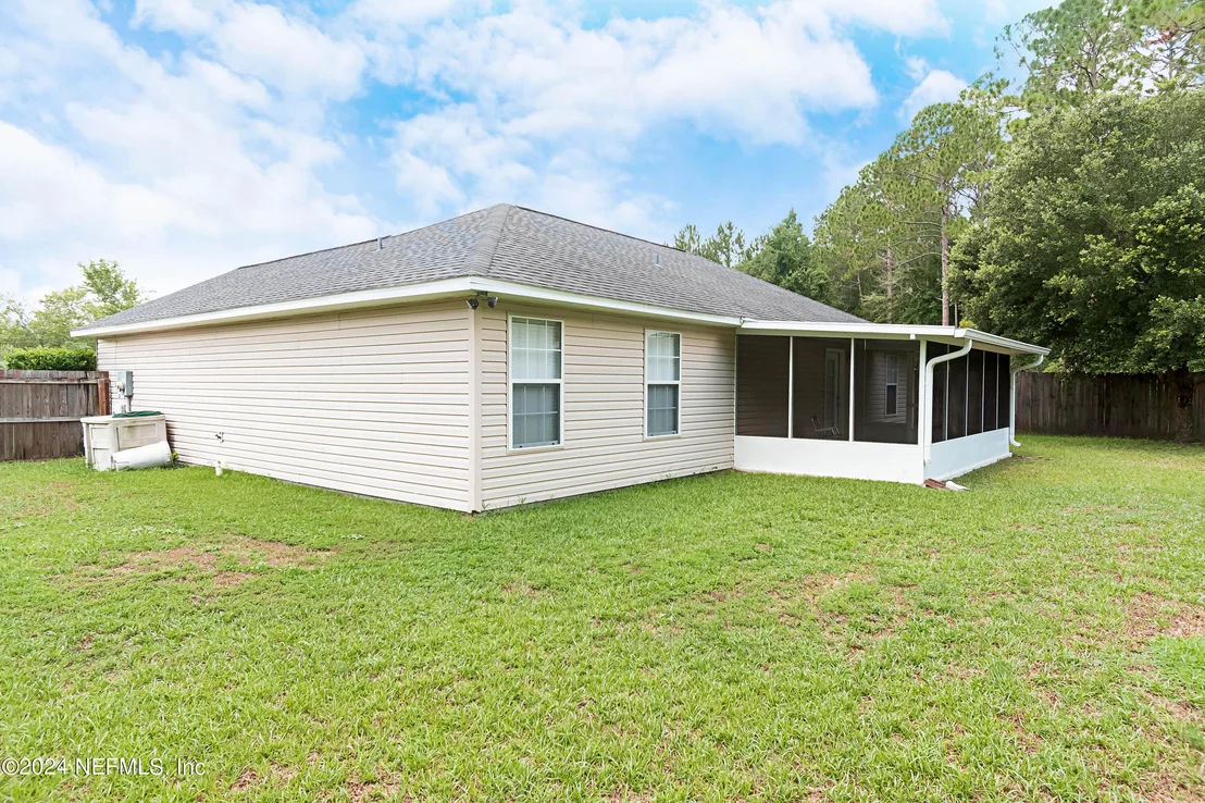 Photo of 961 RED FOX Way