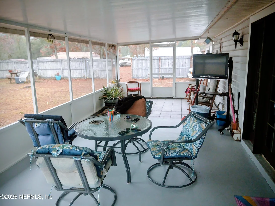 Photo of 115 CRESTWOOD Drive